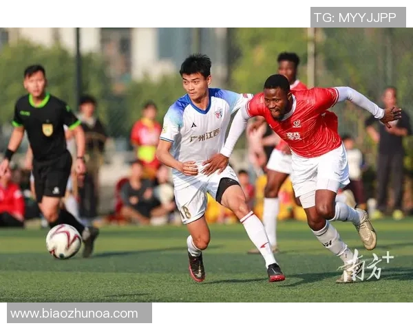 广州恒大与水源的激烈对决展现足球魅力与团队精神的巅峰较量 广州恒大与水源的激烈对决展现足球魅力与团队精神的巅峰较量