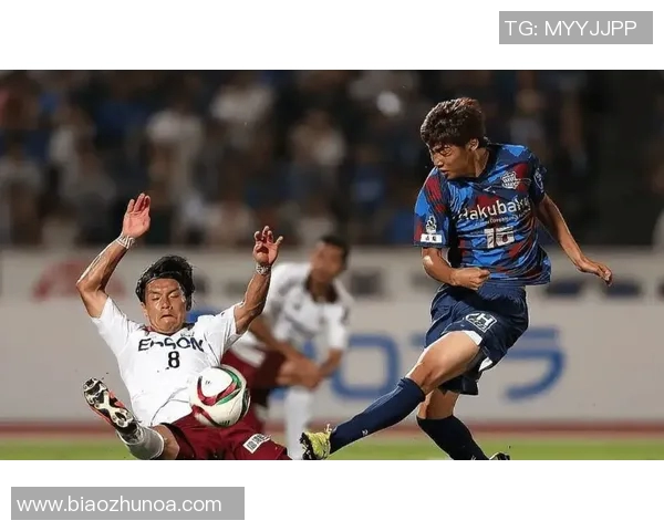 大阪钢巴与长崎的精彩对决比分揭晓,赛场瞬间引发热烈讨论 大阪钢巴与长崎的精彩对决比分揭晓,赛场瞬间引发热烈讨论